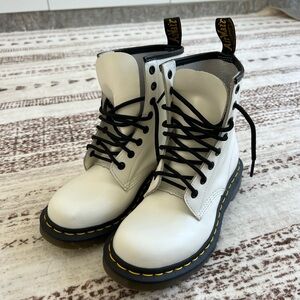 Dr. Martens White Boots women’s 7
